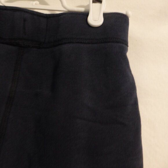 ABERCROMBIE KIDS | small | Navy Sweatshorts | Stretchy Waistband and Drawstring - Picture 10 of 14